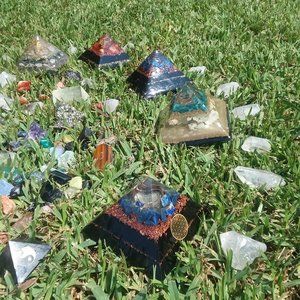 Orgone/Shungite Pyramid